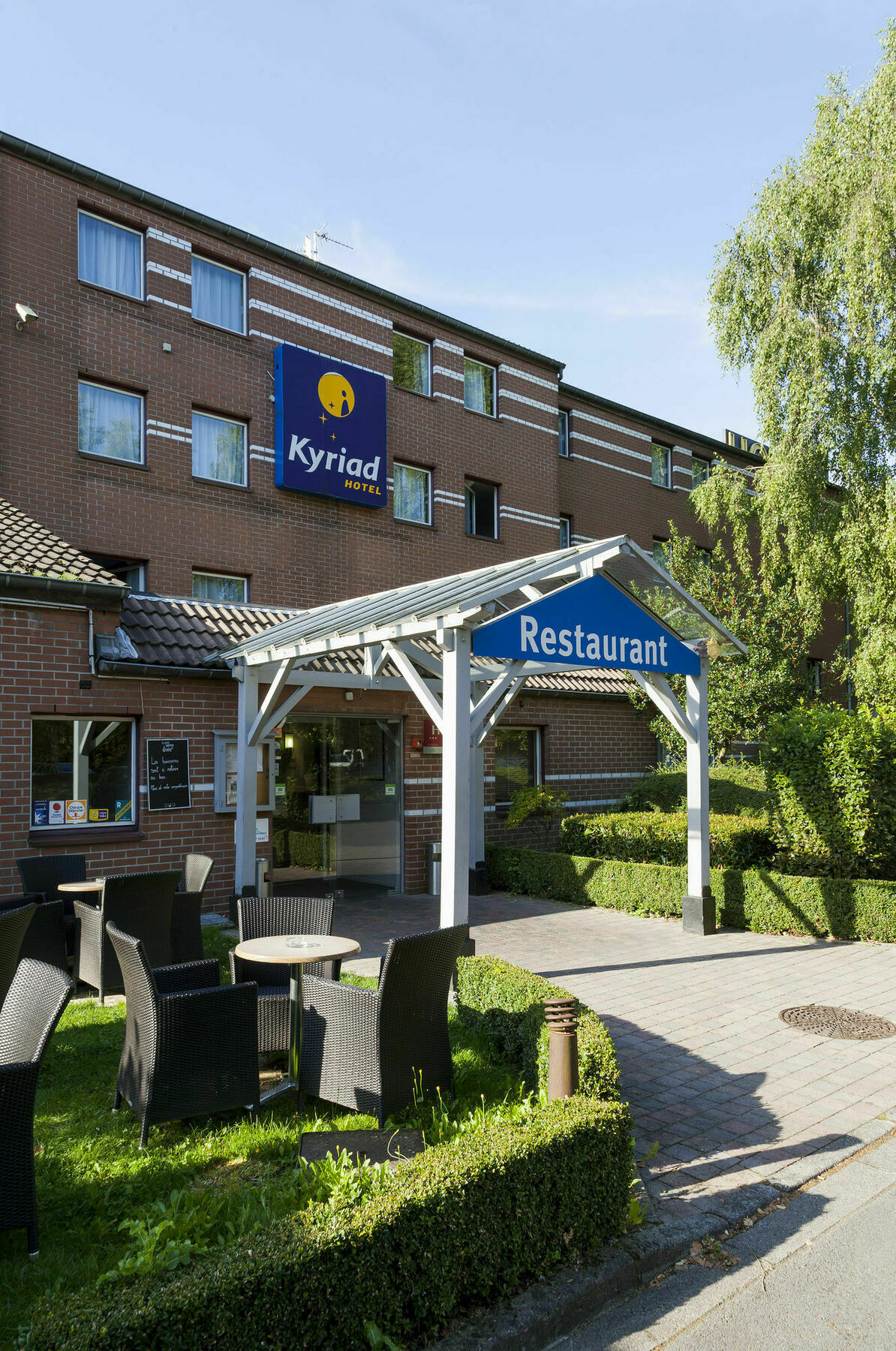 Kyriad Lille Est - Villeneuve D'Ascq Villeneuve-d'Ascq Exterior foto